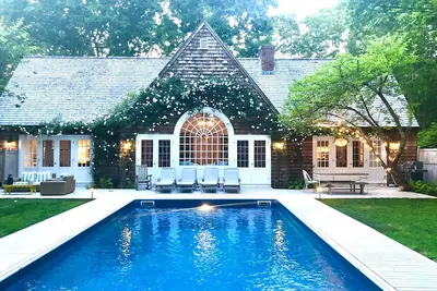 Image de Belle maison familiale nichée au cœur de Sagaponack