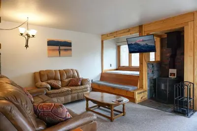 Image de Jhrl - Aspens Juniper 114, perfect for a couple or single vacationers