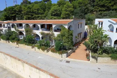 Image de Appartement Front de Mer 5 lits avec balcon, wifi, à 250 mètres de la plage