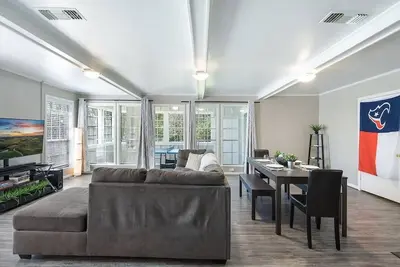 Image de Retraite de Piney Woods | Table de ping-pong | Par Sam Houston State University