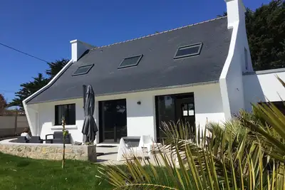 Image de Maison à 100 mètres d'une plage de sable blanc