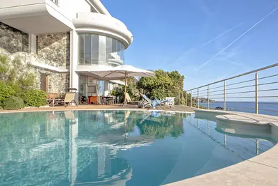 Image de Belle maison de vacances privée avec climatisation, Wifi, piscine privée, Tv, terrasse, parking