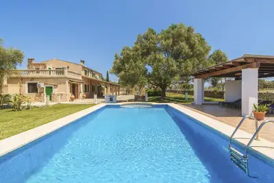 Image de Maison de vacances privée avec climatisation, piscine privée, Wifi, Tv, terrasse, animaux admis