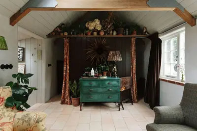 Image de Spinks Nest - Cottage rustique de luxe en silex