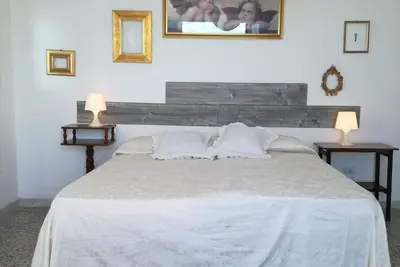 Image de Penthouse face à la plage de la mer à 10 mètres