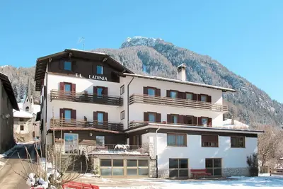 Image de Confortable appartement pour 7 personnes avec Wifi, Tv, patio, animaux admis et parking