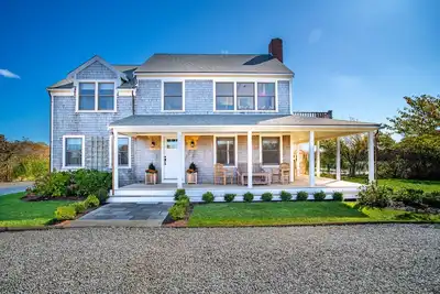 Image de Tranquility in Tom Nevers! 4 bedroom, 3. 5 bath, heated pool, spa, ocean views