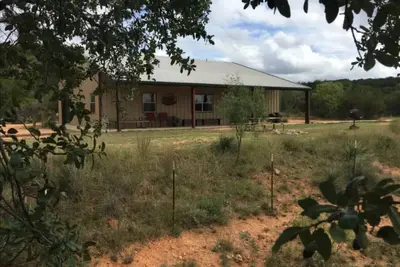 Image de Refuge privé sur la rivière Llano pour voler du poisson, nager, se détendre et profiter de la création