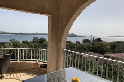 Image de 28 mini appartement terrasse avec Double Terrasse et Vue Exceptionnelle