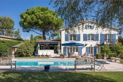 Image de Maison de vacances pour 8 personnes env. 230 qmà Mougins, Provence-Alpes-Côte d'Azur (Côte d'Azur)