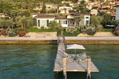 Image de Maison de vacances Castelletto di Brenzone pour 1 - 6 personnes avec 3 chambres à coucher - Maison d