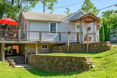 Image de Quaint, renovated cottage in Nashville!