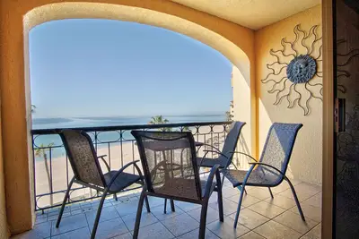 Image de Princesa Resort E-407 Fore Shore Retreat 2 Br Oceanfront
