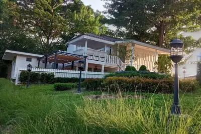 Image de - Villa, piscine privée, Ping 'Riverside