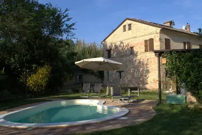 Image de Ferme avec piscine dans la région à visiter