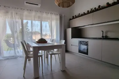 Image de Appartement pour 4 personnes à deux pas du centre-ville de Porto Rotondo.