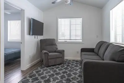 Image de Nouveau! Cottage 2 Chambres - Calumet, Mi. Accueil du parc historique national de Keweenaw