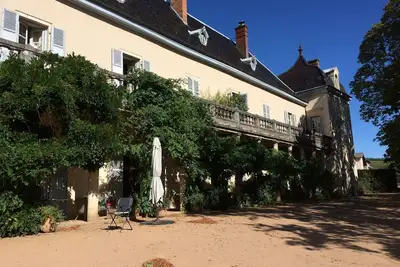 Image de Château- Appartement 8 personnes uniquement.