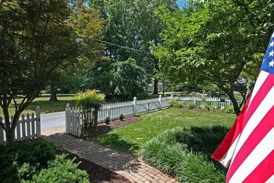 Image de Fierté et joie - Charmante maison acceptant les animaux dans la ville historique d'Oxford!