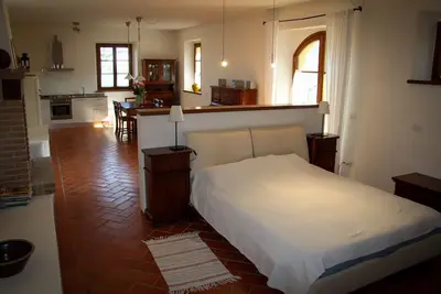 Image de Vacances dans une ferme écologique, dans l'appartement Robinia