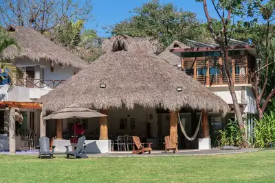 Villa face à la plage Buganvilia, à Marina Chacala