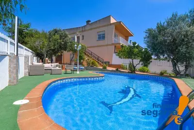 Image de Appartement avec espace détente, piscine et barbecue