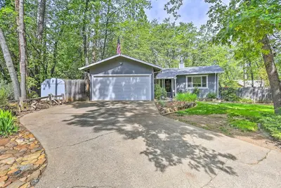 Image de Nouveau! Retraite du lac Shasta: bateau, randonnée et pêche!