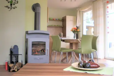 Image de 3 pièces au rez-de-chaussée - maison de vacances Müritztraum - appartements de vacances