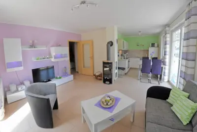 Image de 3 pièces au rez-de-chaussée - maison de vacances Müritzcharme - appartements de vacances