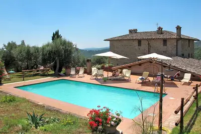 Image de Maison de vacances privée avec Wifi, piscine privée, Tv, patio, vue panoramique, parking