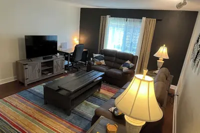 Image de This condominium is a 2 bedroom(s), 1 bathrooms, located in Gainesville, Fl.