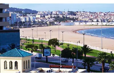 Image de Appartement très ensoleillé et confortable à 2mn de la plage de Tanger.