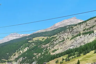 Image de Joli appartement pour 6 personnes avec Wifi, Tv et balcon