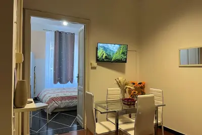 Image de Appartement Invrea Au Centre De GÊNES Avec Place De Parking