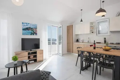 Image de Appartement Dolce - Appartement 2 Chambres avec Balcon et Vue sur la Mer