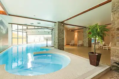 Image de Appart Avec Accès Piscine + Sauna | Endroit Super!