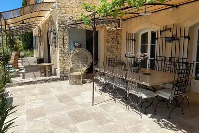 Image de Homerez - Villa élégante à Murs avec piscine privée
