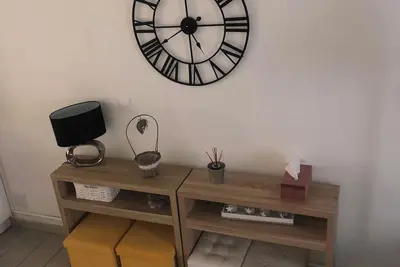 Image de Maison 8 personnes avec jardin clos, 10/15 mn à pieds centre ville