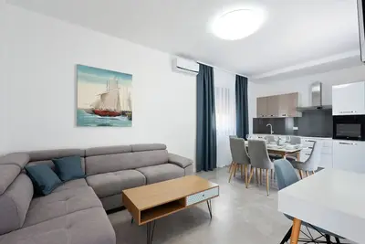 Image de Maison à Vir avec Piscine et Sauna