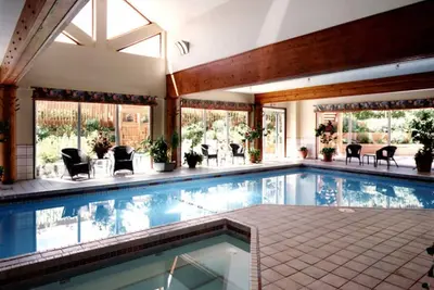 Image de Spacious two-bedroom fully outfitted condo in Banff