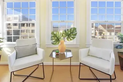 Image de Oasis d'Ocean Beach avec arrière-cour géante