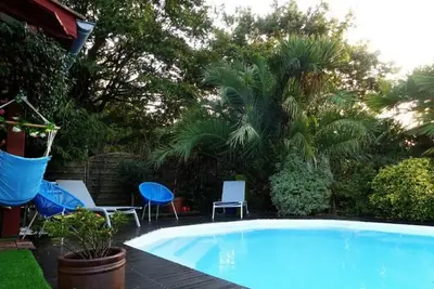 Villa Ascain Piscine/Jardin proche Bourg et 12 minutes en voiture de la plage
