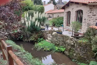 Image de Longère Vendéenne, Gîte dans ancien moulin à eau.