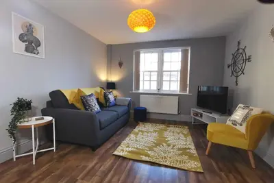 Image de George Hudson Appartement au rez-de-chaussée avec parking
