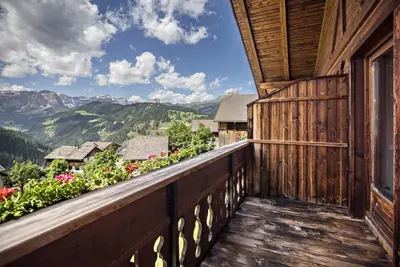 Image de Appartement traditionnel \"Confolia 2\" avec balcon, vue sur la montagne et Wi-Fi