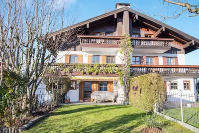 Image de Appartement de vacances confortable \"Alpenblick\" avec balcon, terrasse et Wi-Fi ; parking disponible