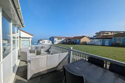 Image de 2-bedroom sea view property 1 min from the sea & Sw Coast Path