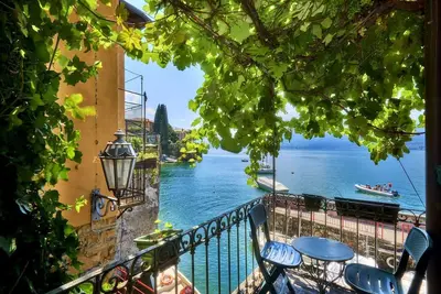 Image de Casa Pergola on the lakeshore