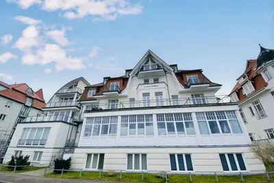 Image de Aft deck, on the beach