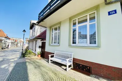 Image de Alexandrine, not far from v. Old stream